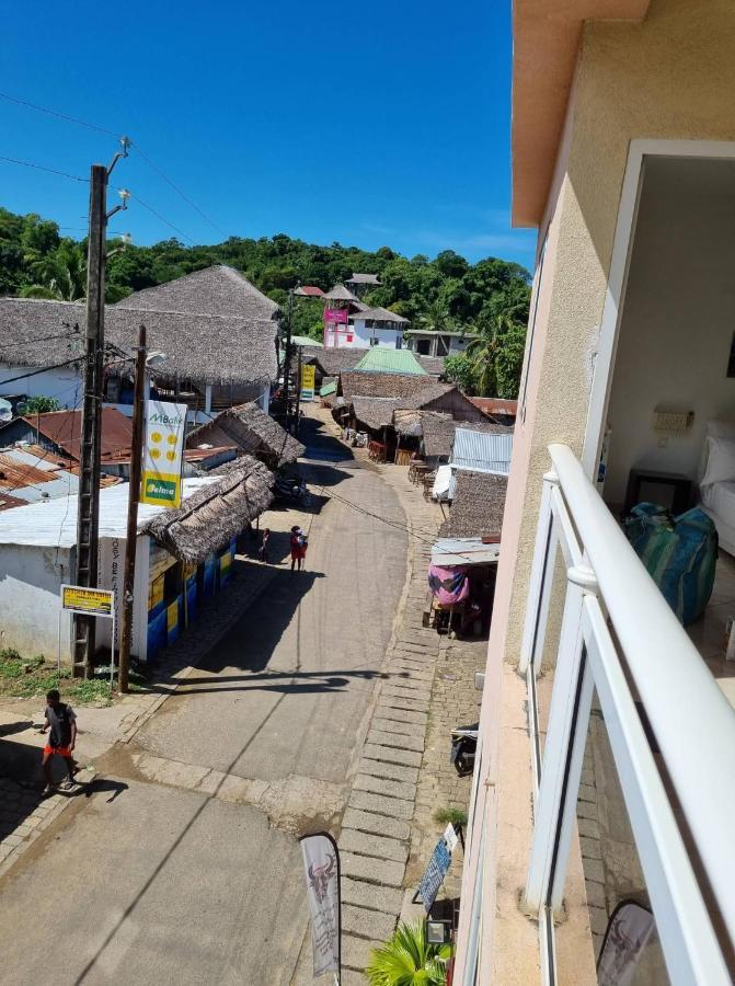 Hotel Kokoloko Ambatoloaka  Exterior foto
